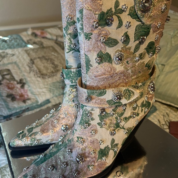 Azalea Wang Diligent Blush Boots! - Picture 7 of 7